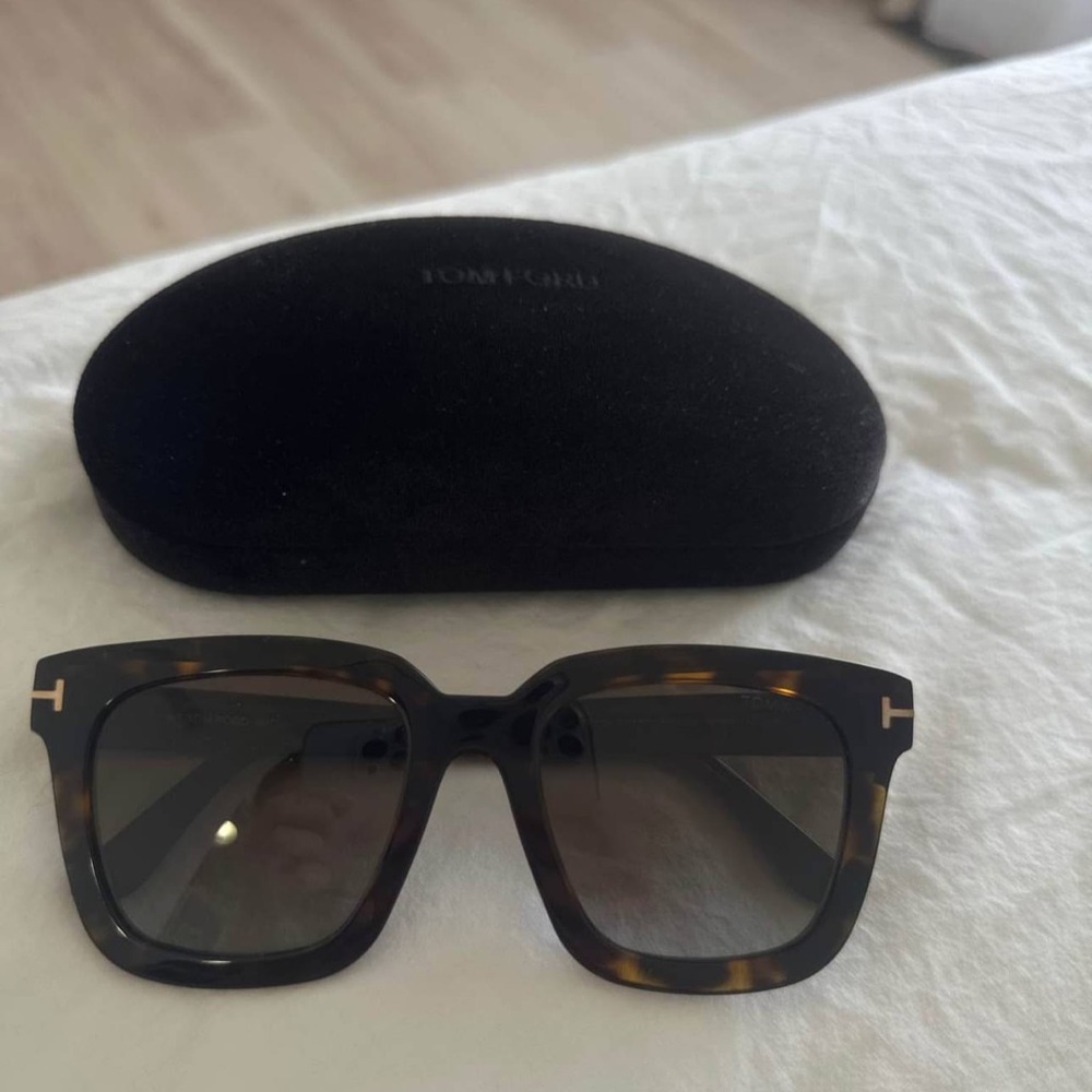 Tom Ford Brown Tortoise Sunglasses
